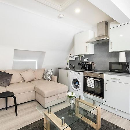 Securematics Superior Studio Apartments Лондон Экстерьер фото